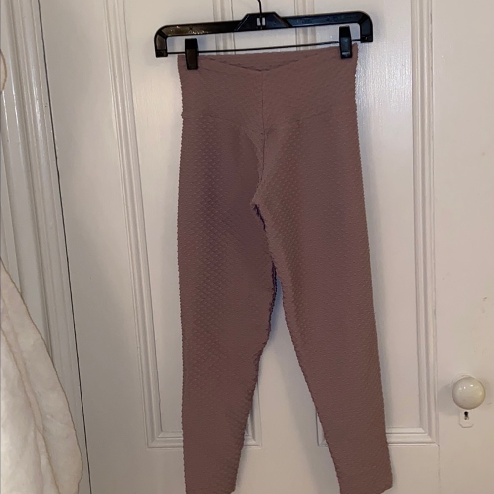 booty sculpting leggings